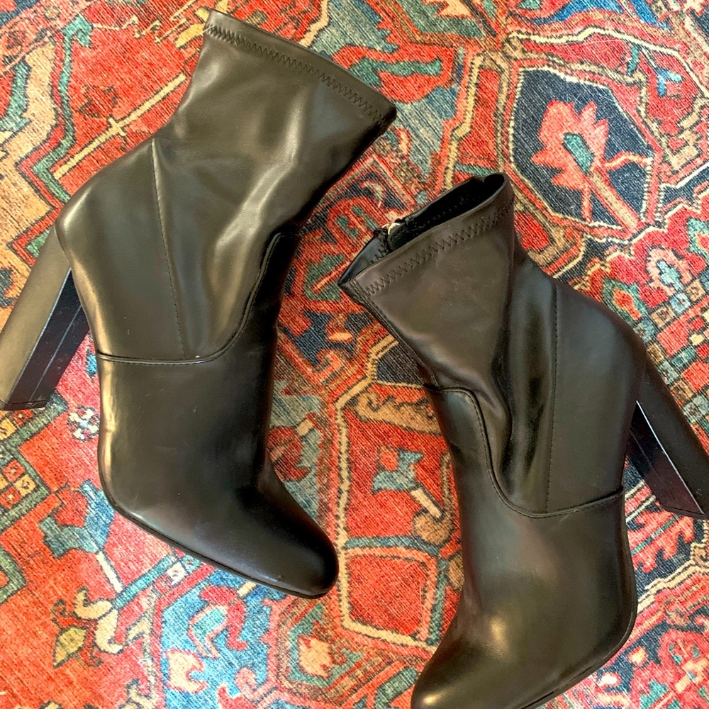 Black Steve Madden boots